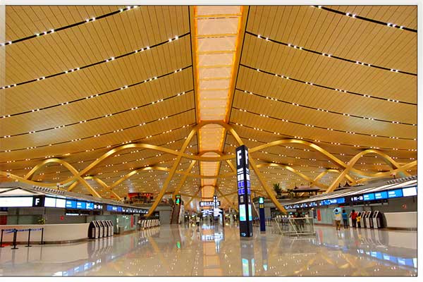 فرودگاه بین المللی کان مینگ چانگ شویی