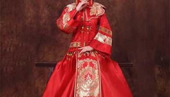 لباس چینی زیبا نمونه ای از لباس سنتی چینی