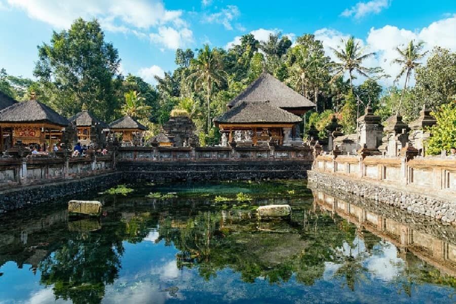 معبد تیرتا امپول در بالی