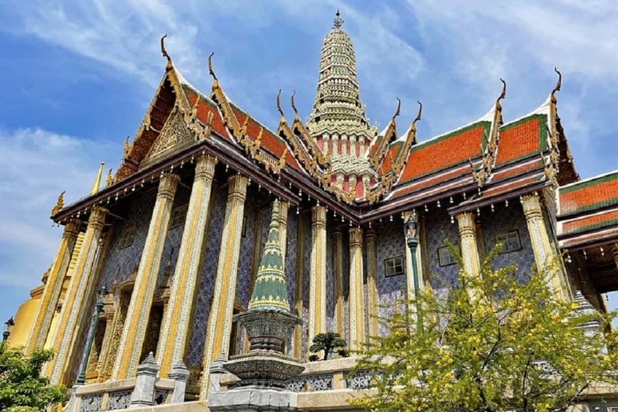 کاخ بزرگ بانکوک یکی از جاذبه های گردشگری تایلند