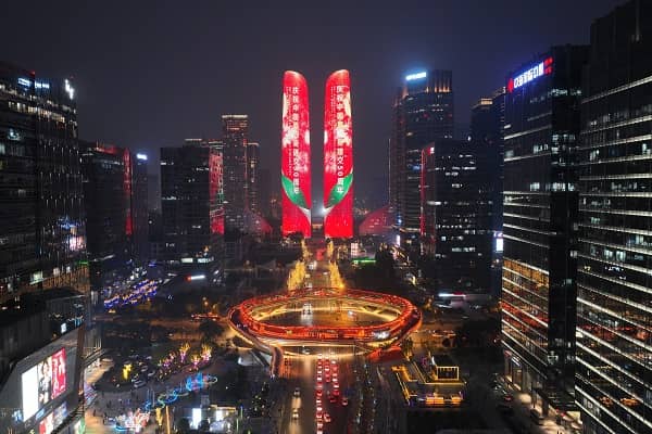 نور پردازی در برج تیان فو چین